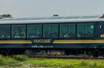 Kereta Panoramic
